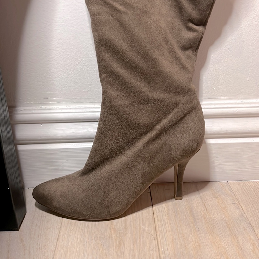 Faux suede under the knee boot heels